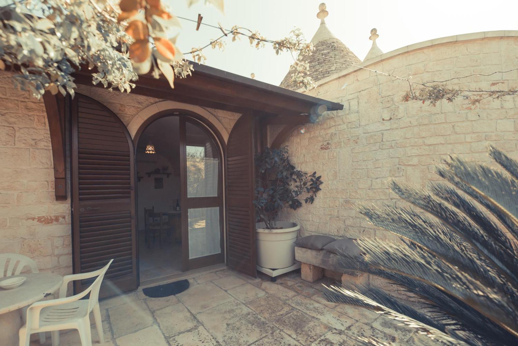 I Trulli Di Badi Guest House Локоротондо Екстериор снимка