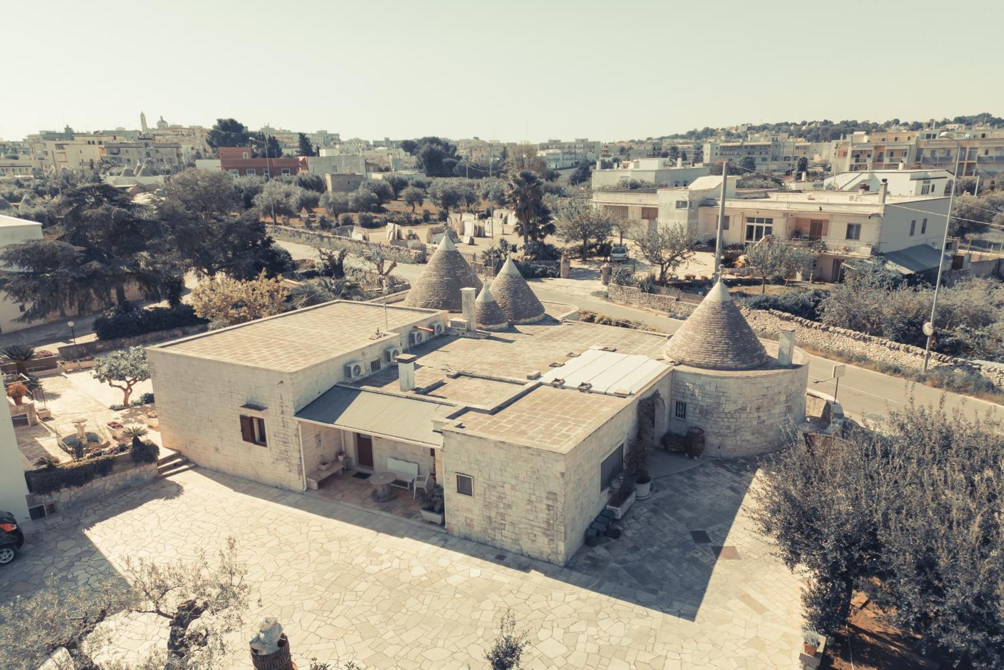 I Trulli Di Badi Guest House Локоротондо Екстериор снимка