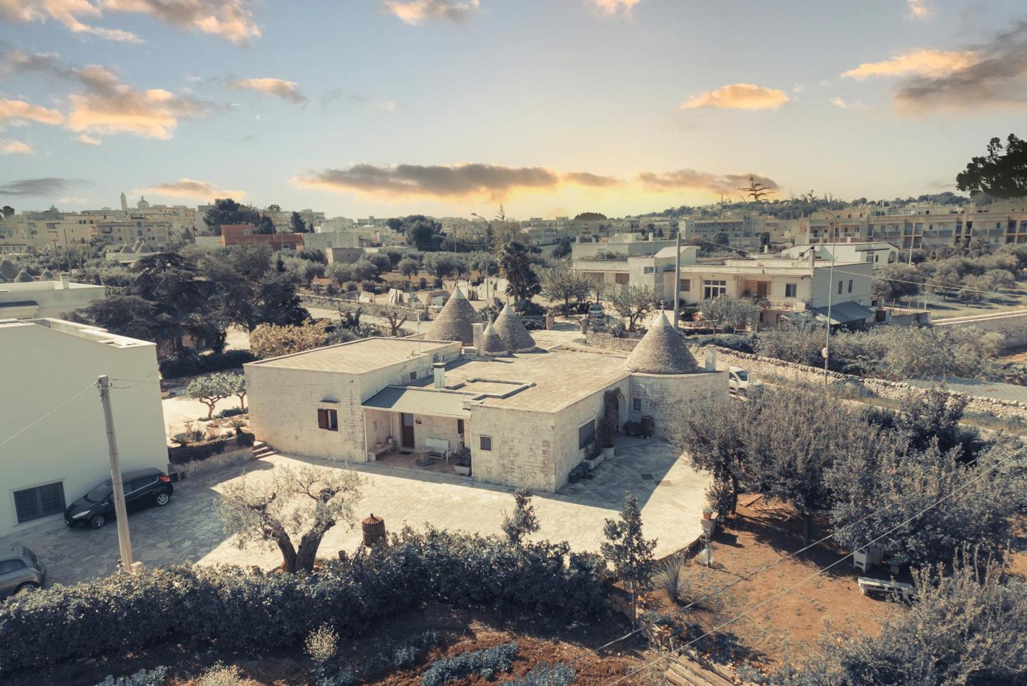 I Trulli Di Badi Guest House Локоротондо Екстериор снимка